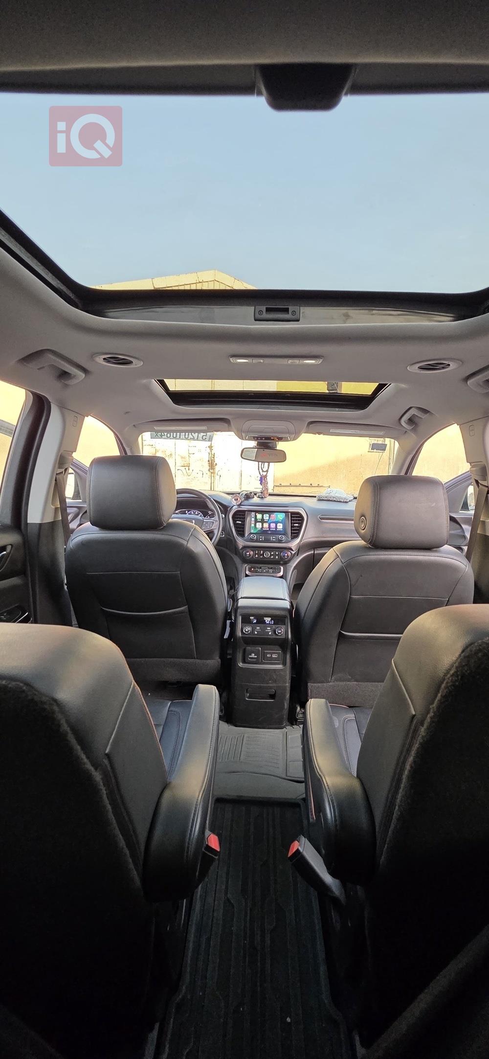 جي ام سي اكاديا